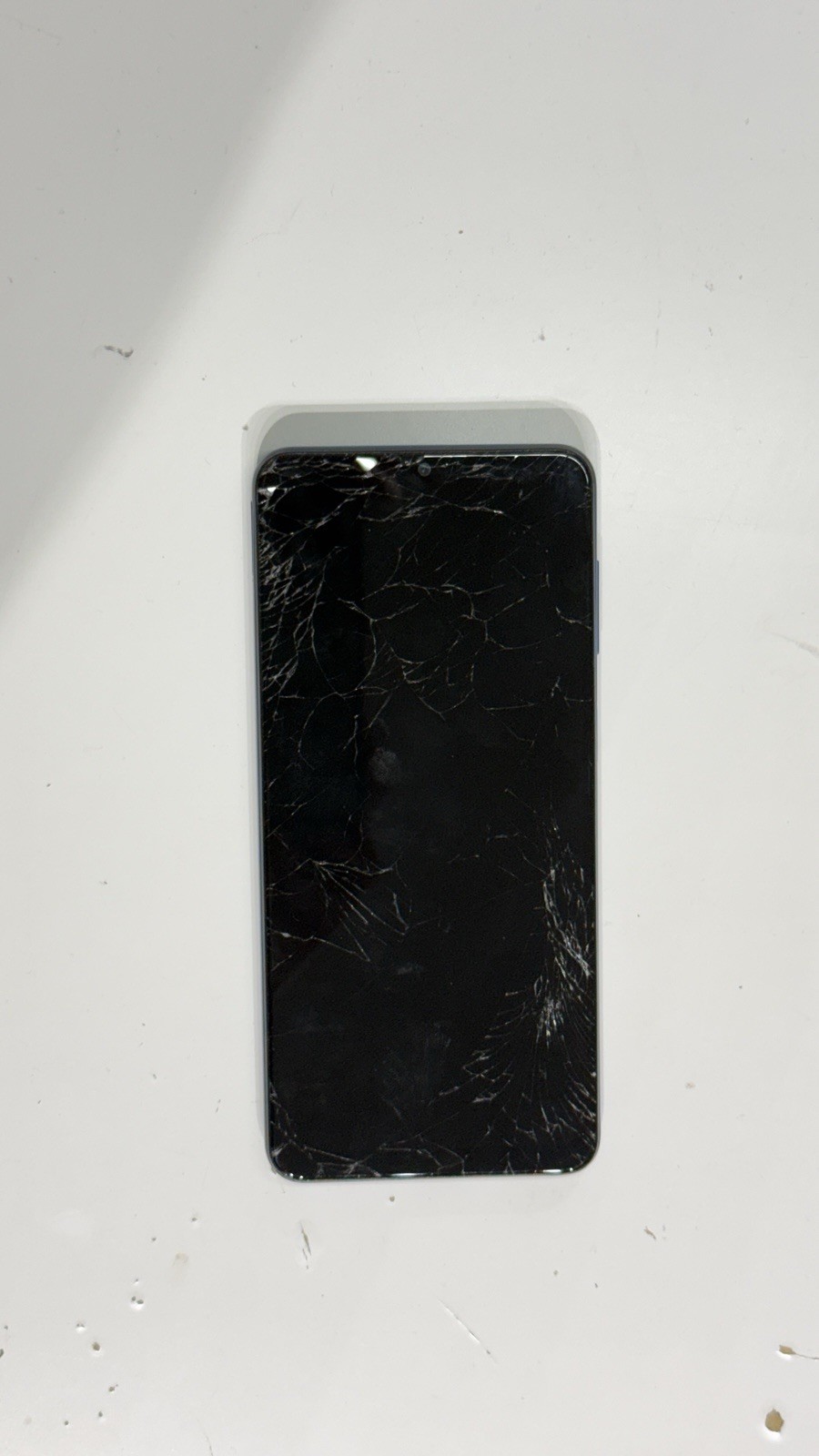 Samsung Galaxy A12 – 32GB – Blue – Cracked Screen – FULLY FUNCTIONAL – Unlocked