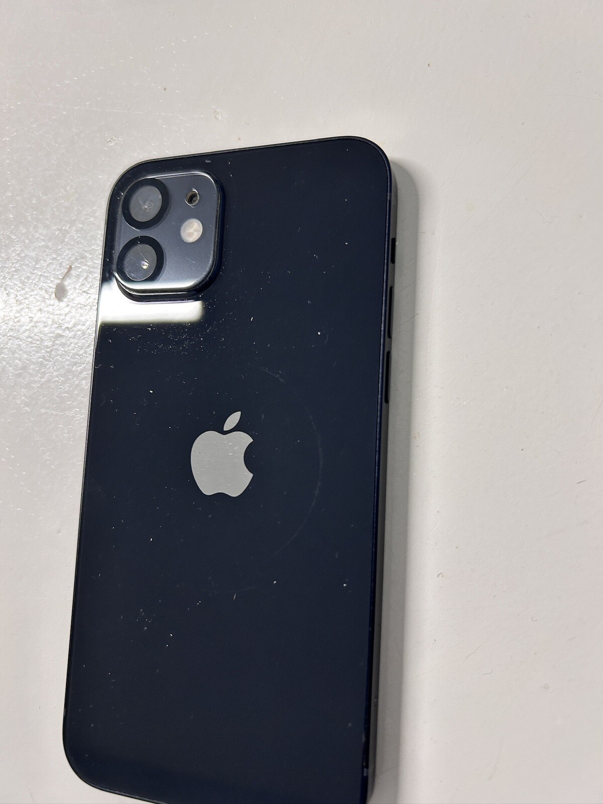 Apple iPhone 12 – 64 GB – Black (Unlocked) (Dual SIM (SIM + eSIM))