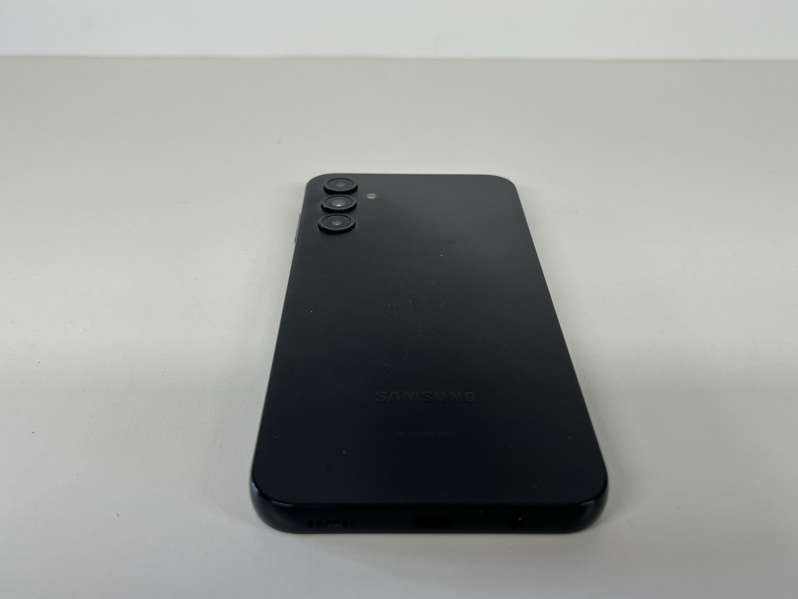 Samsung Galaxy A14 5G 64GB Android Smartphone 6.6″ Black Verizon Read