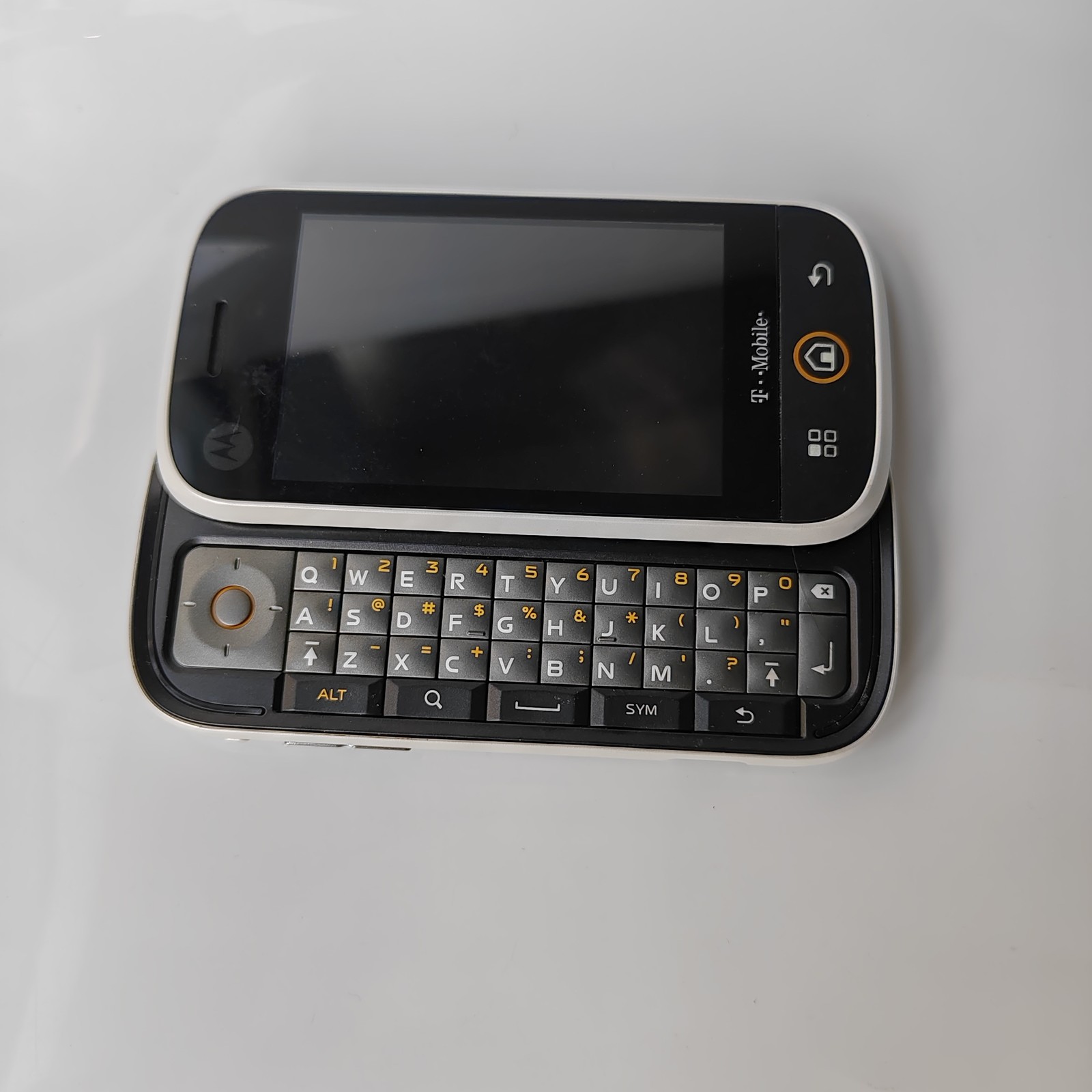 Motorola MB200 512MB Unlocked slider phone 3G Good Quality