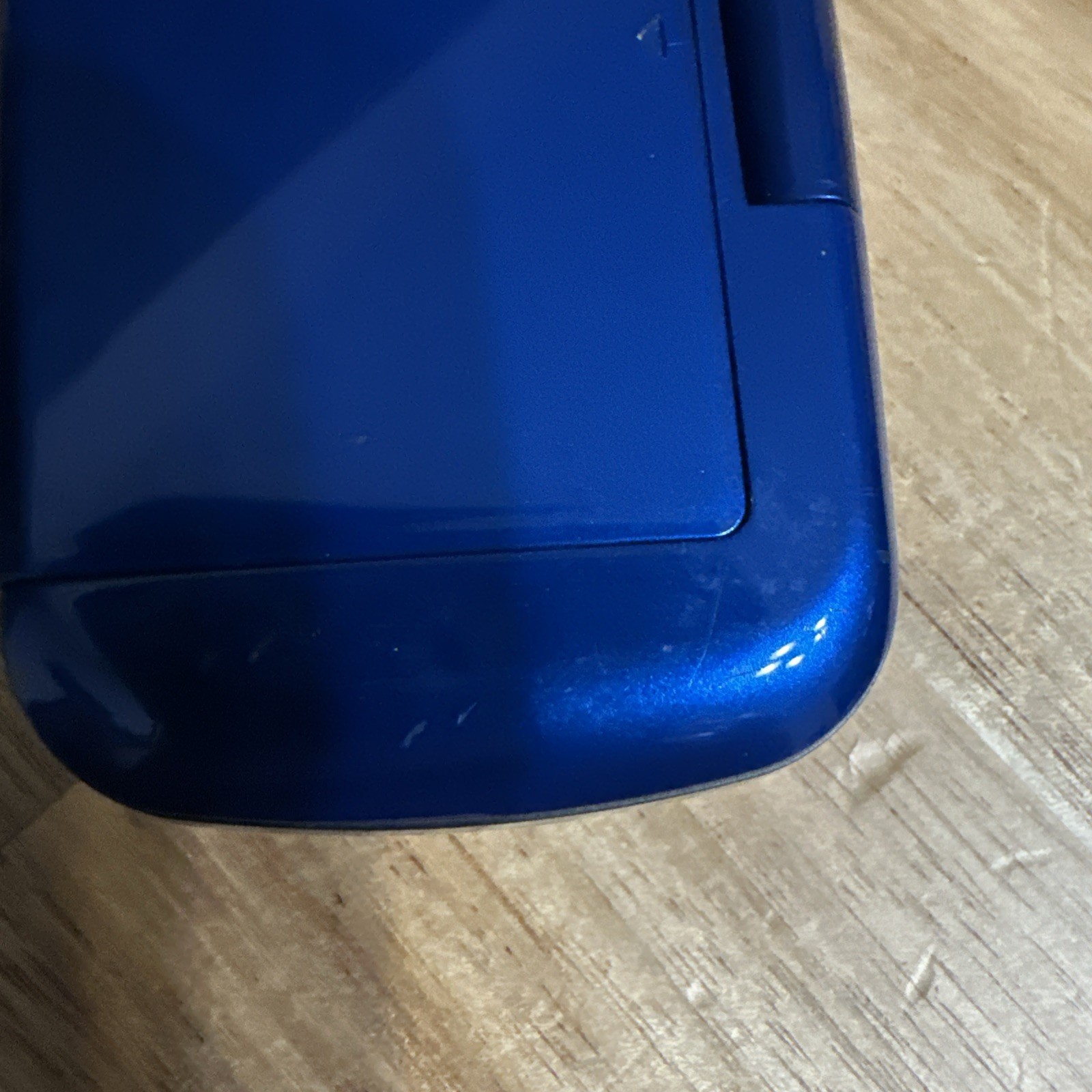 Pantech Impact P7000 Blue 2.6″ TFT Color Display 2MP AT&T Cellular Slider Phone