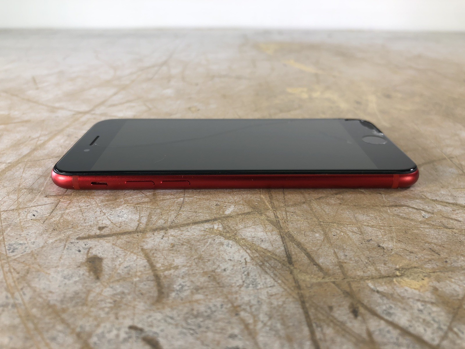 APPLE IPHONE SE 2ND GEN (A2275) RED – 64GB – UNLOCKED – (FOR PARTS)