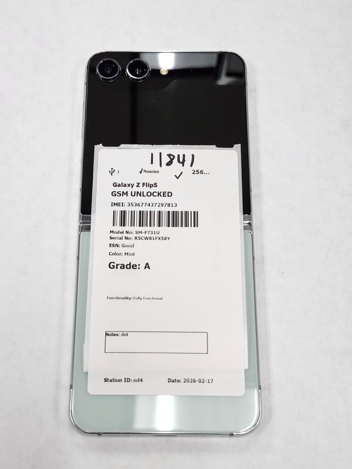 DEFECTIVE – Samsung Galaxy Zflip 5 – 256GB – Mint – GSM Unlocked – 11841