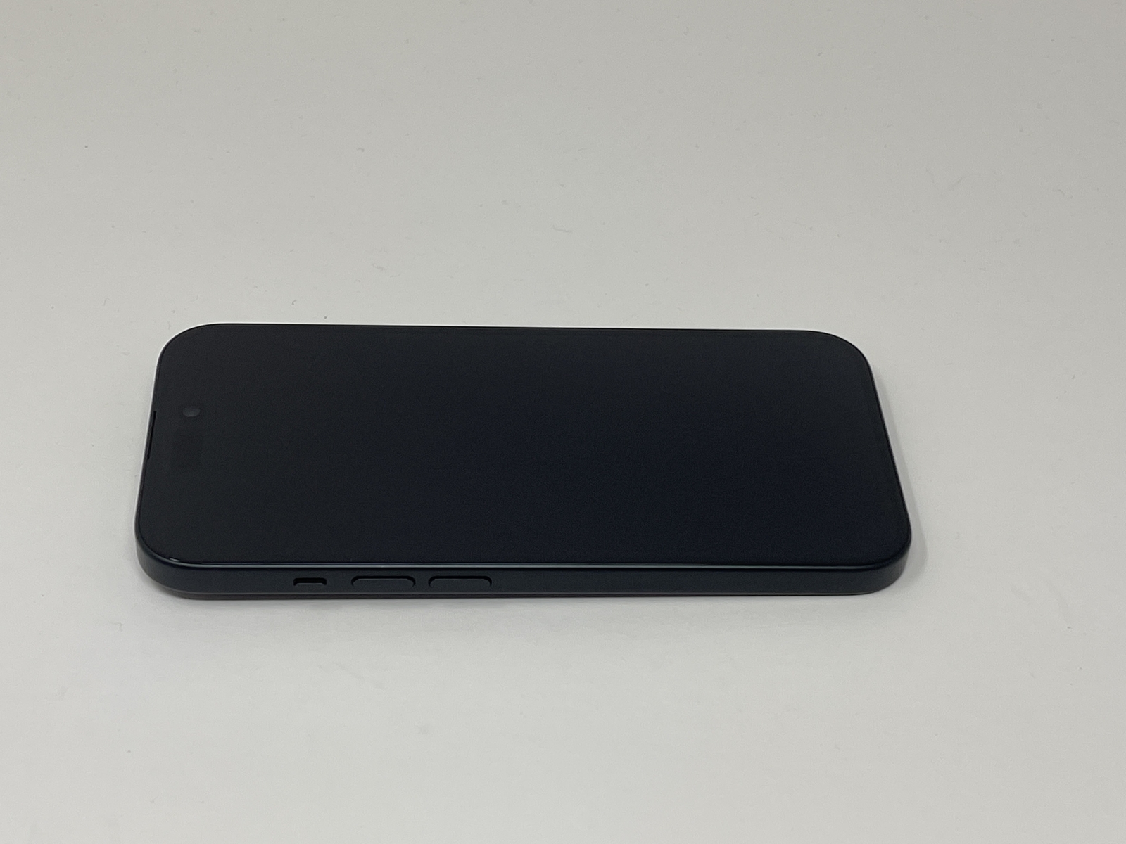 Apple iPhone 15 128GB Unlocked eSim Only Black A2846 MTLV3LL/A Very Good