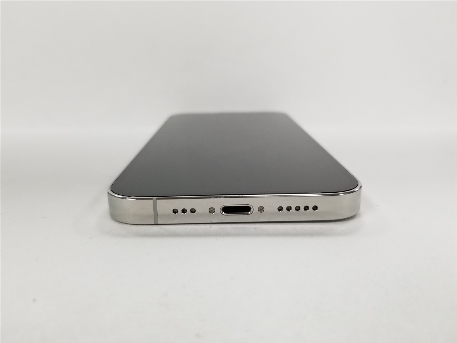 Apple iPhone 13 Pro 1TB Silver A2483 (Unlocked) EXCELLENT