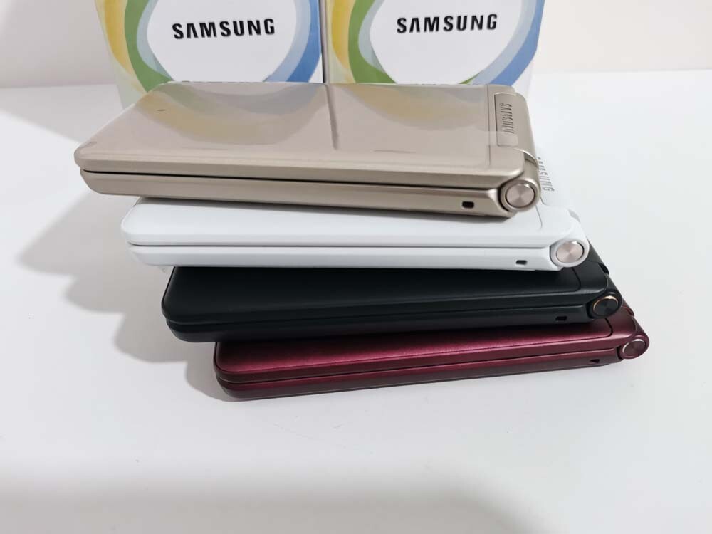 Samsung Galaxy Folder SM-G1600 Dual Sim 16GB Android 8.0 MP Smartphone Unlocked