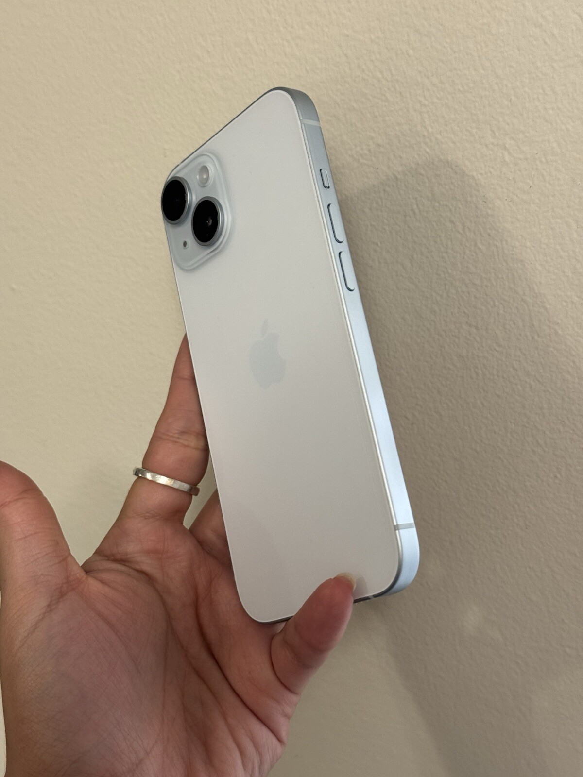 iPhone 15