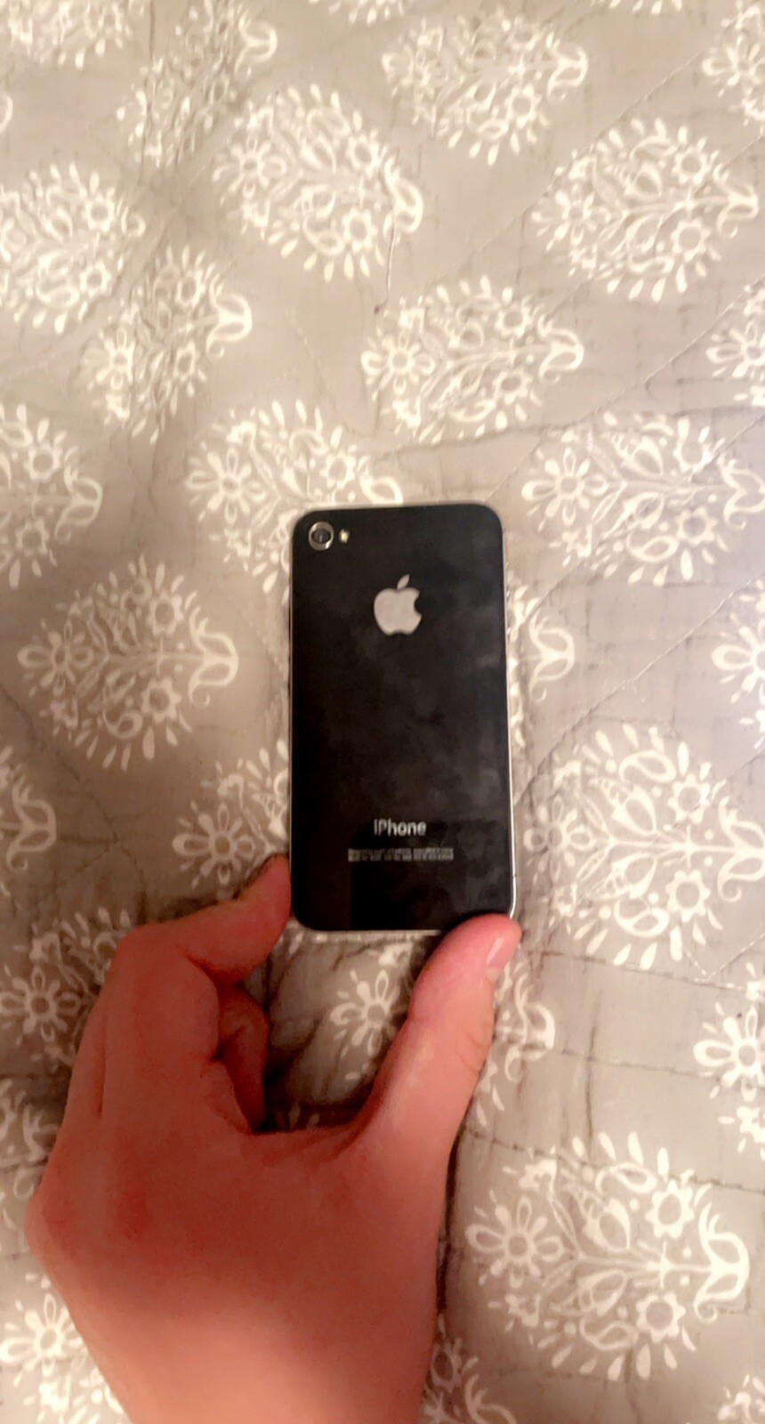 Apple iPhone 4s – 8GB – Black (Unlocked) A1387 (CDMA + GSM)