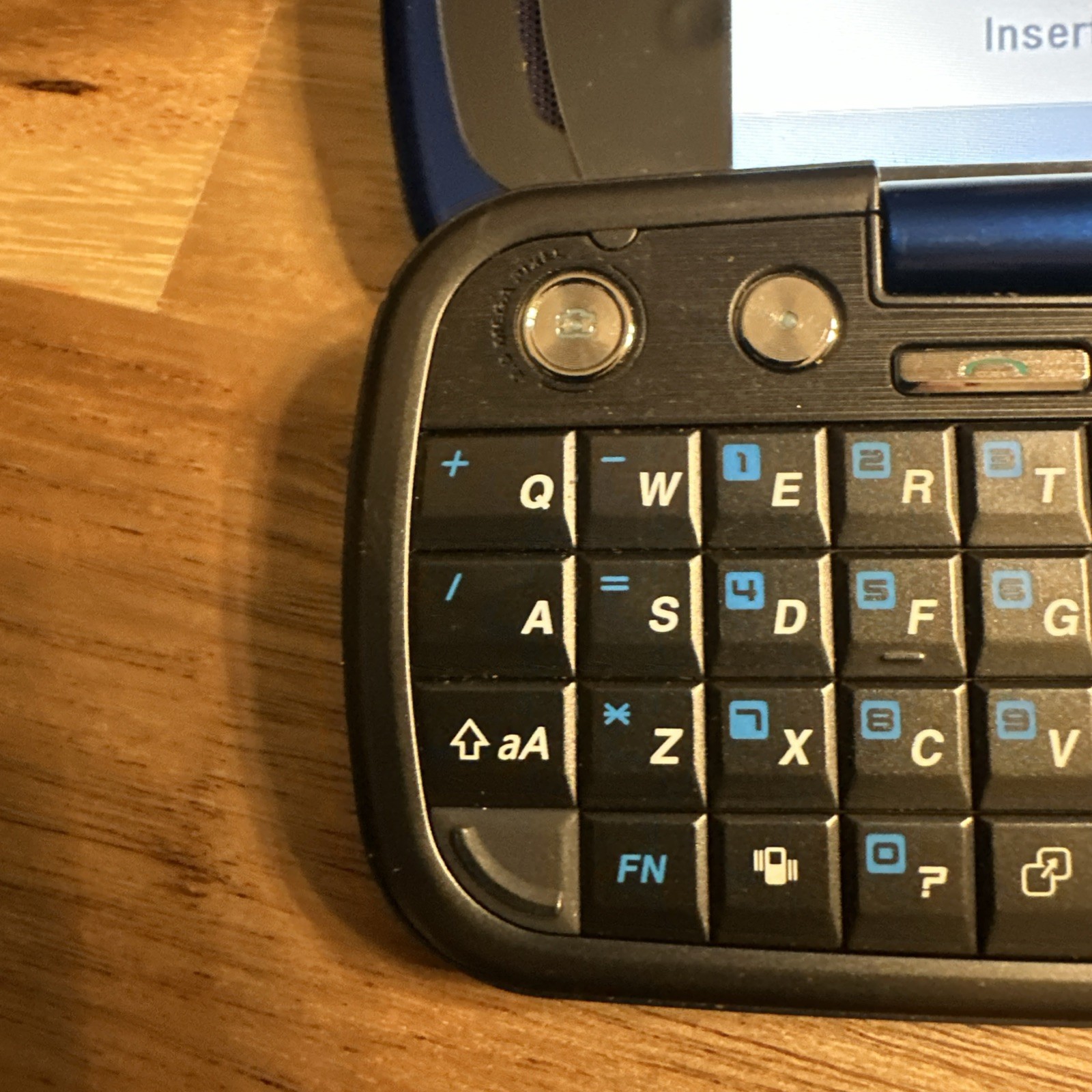 Pantech Impact P7000 Blue 2.6″ TFT Color Display 2MP AT&T Cellular Slider Phone