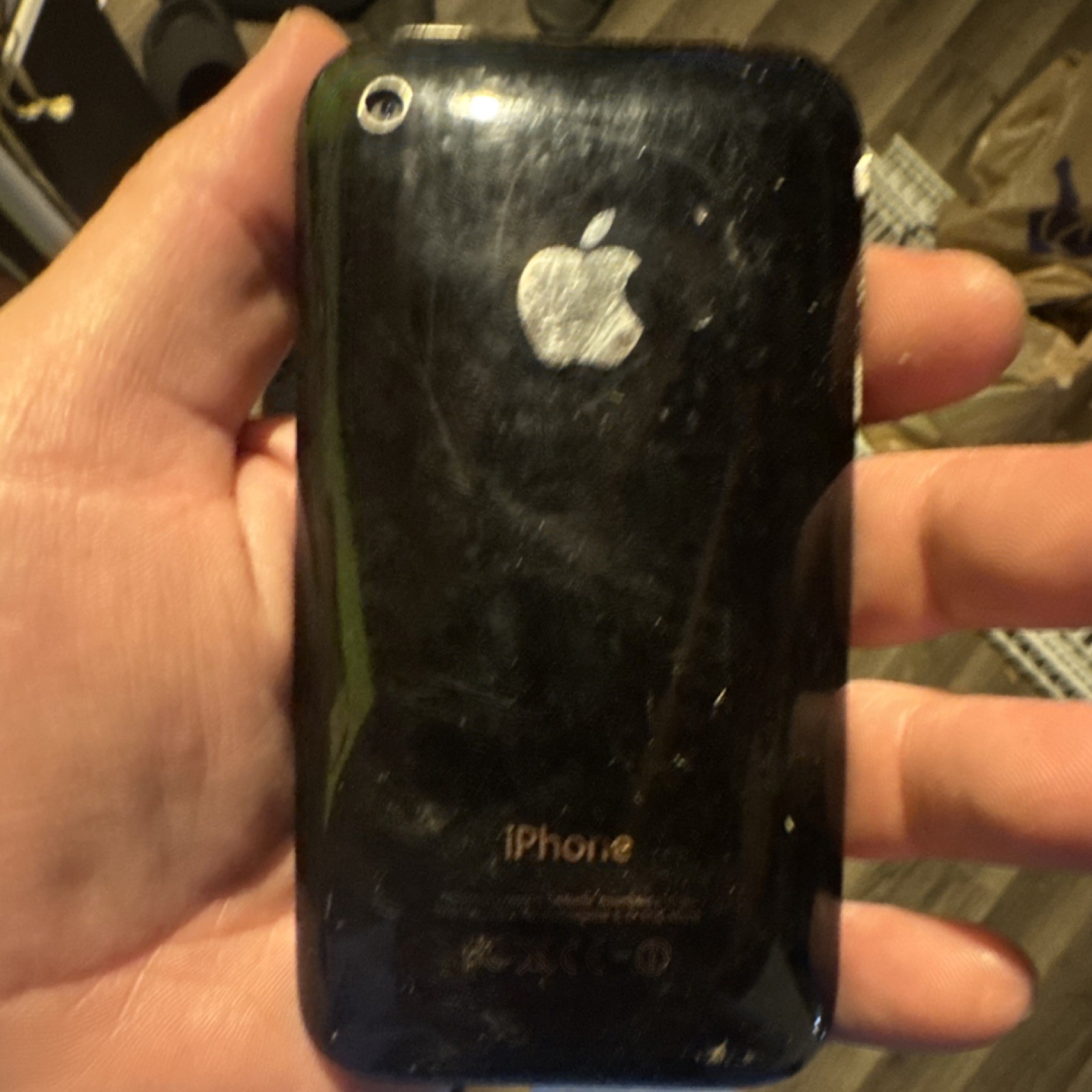 Apple iPhone 3G Black 2.0MP Wi-Fi 3.5in Screen Single SIM Smartphone