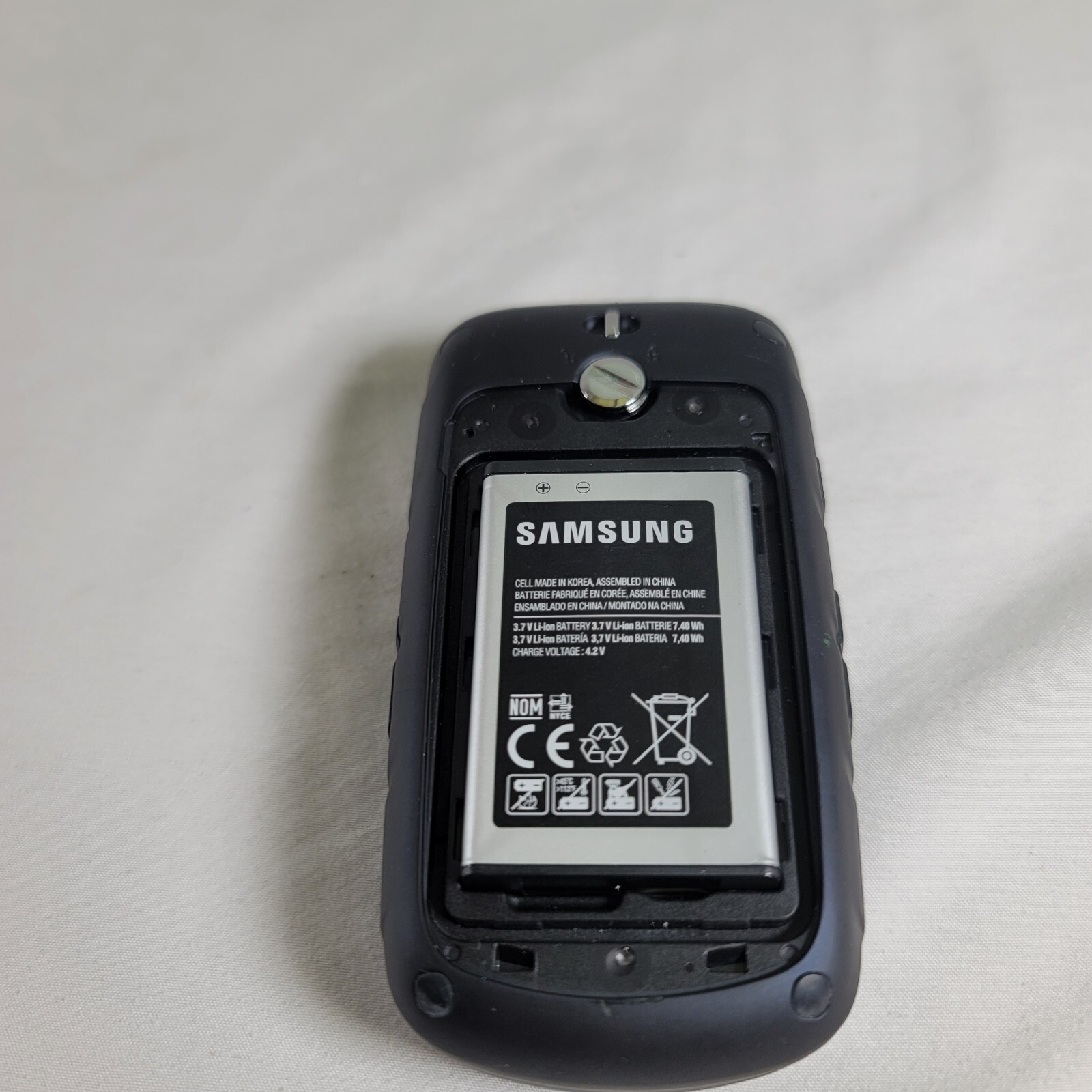 Samsung Rugby 4 3G 256MB Back Missing