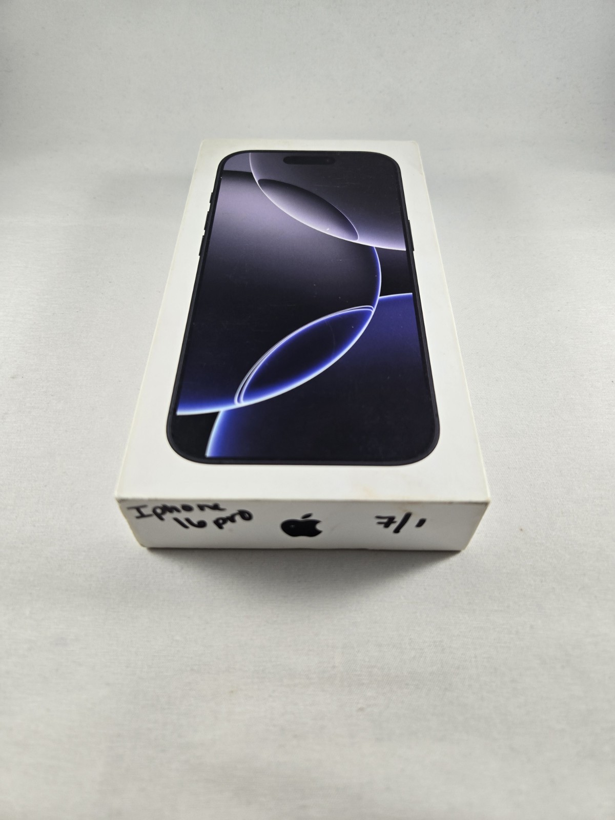 Apple iPhone 16 Pro A3083 Boost Only 128GB Black Titanium