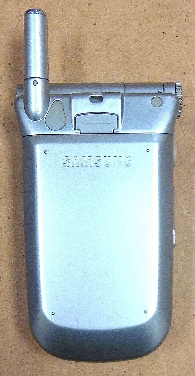 Samsung SGH-V205 – Silver ( T-Mobile ) Super Rare Phone – 02:53:41 Talk Time