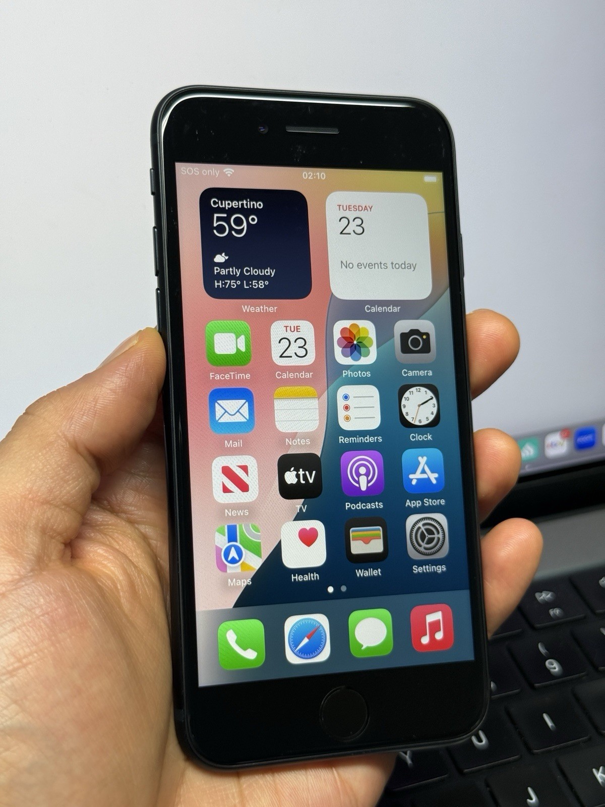 Apple iPhone SE 3rd Gen (2022) Factory Unlocked 128GB Midnight Black #24759