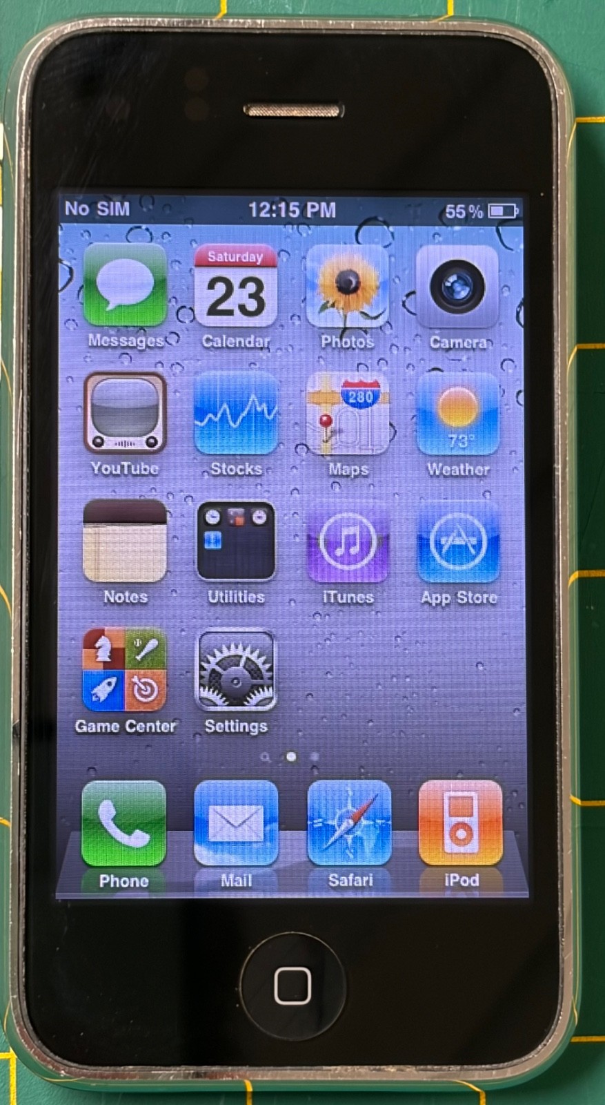 Vintage Apple iPhone 3GS on Rare iOS 4.2.1 – Black, 8 GB, New Battery