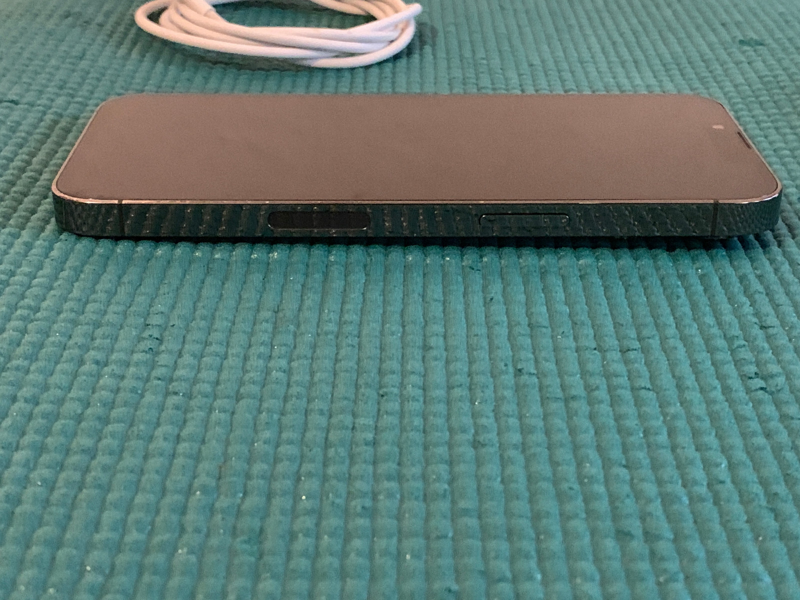 Apple iPhone 13 Pro- 128GB – Graphite (Unlocked) A2483 (CDMA + GSM)
