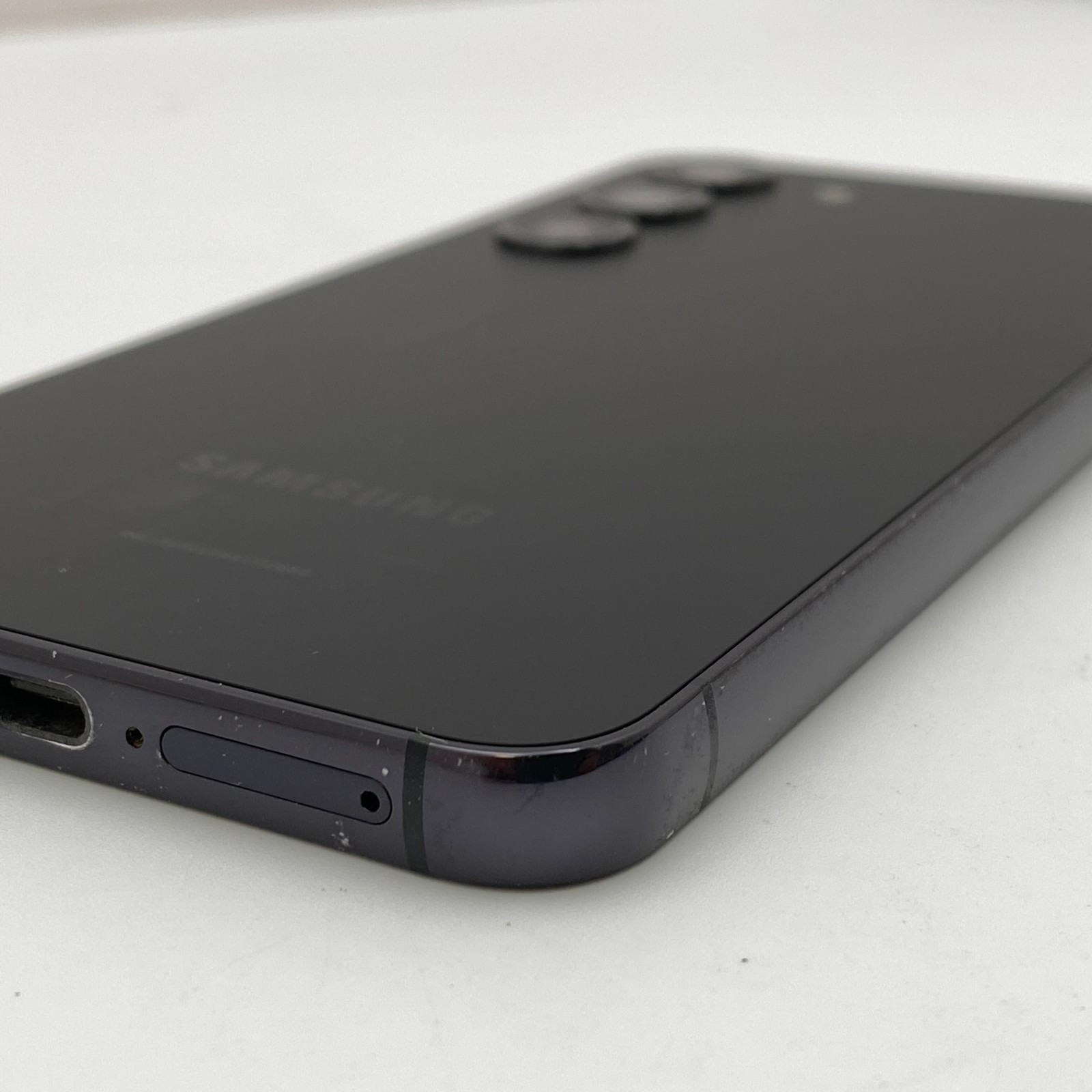 Samsung Galaxy S23 SM-S911U – 128GB – Phantom Black (Unlocked) – Fair Condition
