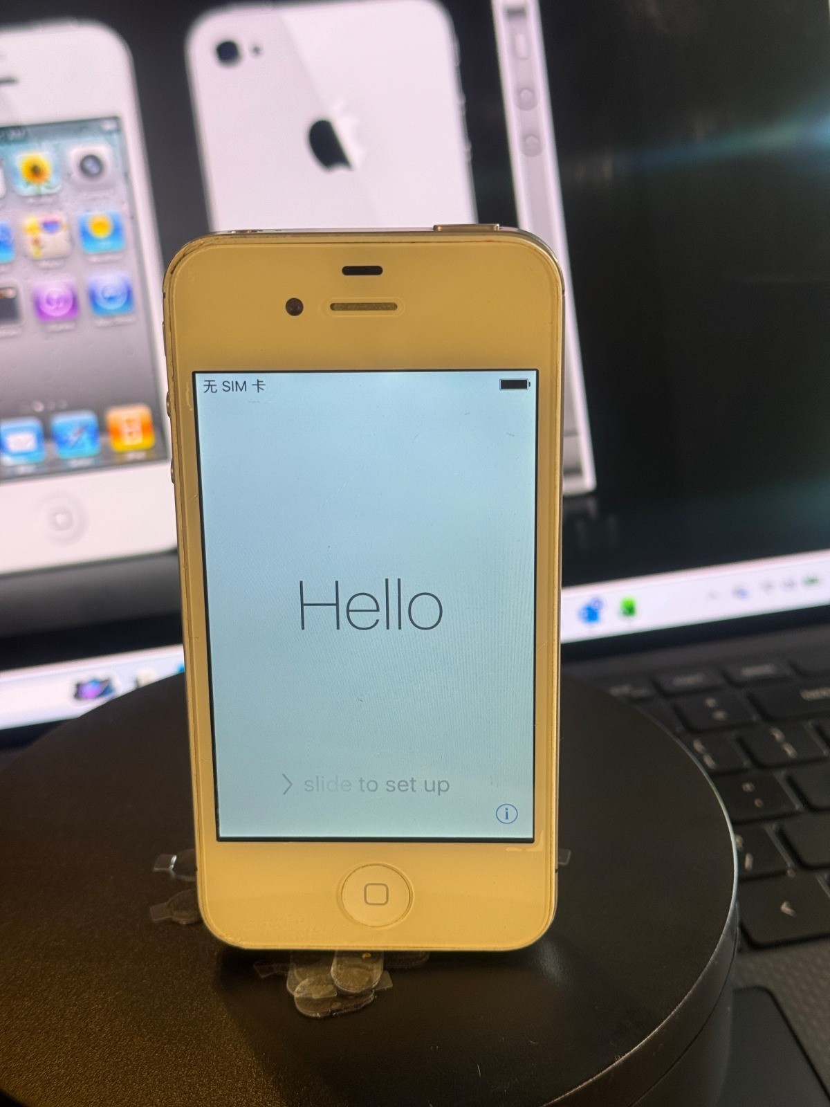 Apple iPhone 4s – 16 GB – White (Unlocked)