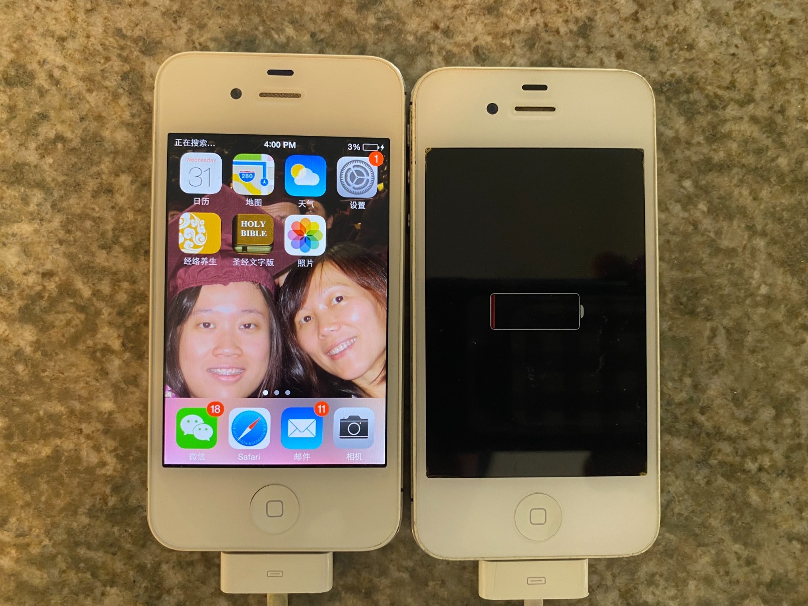 2 x iPhone Model A1387 w/ charging cables; Unlocked, READ DESCRIPTION