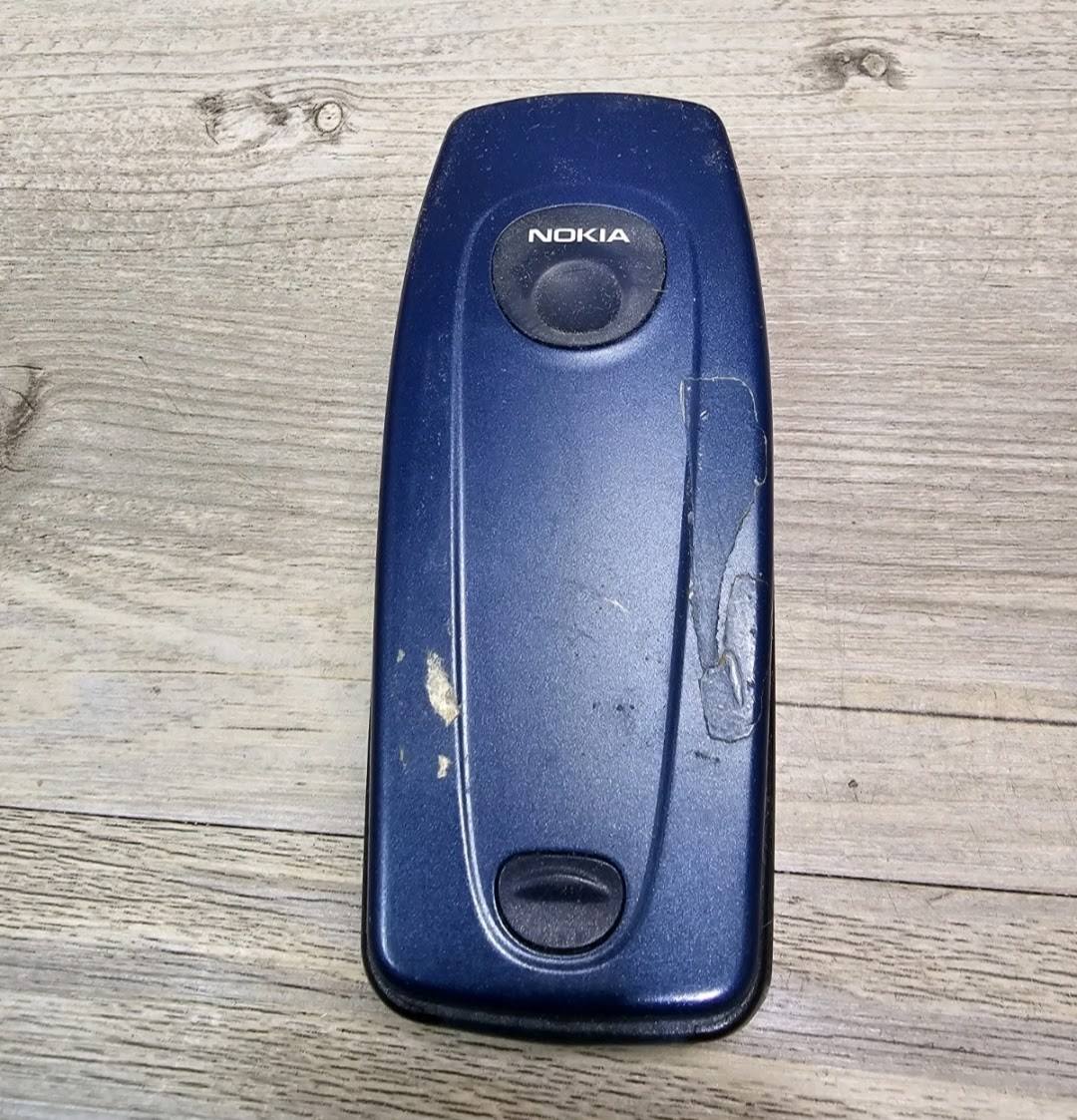 Nokia 6010 – Dark Blue and Silver ( AT&T / Cingular ) Cellular Phone Untested