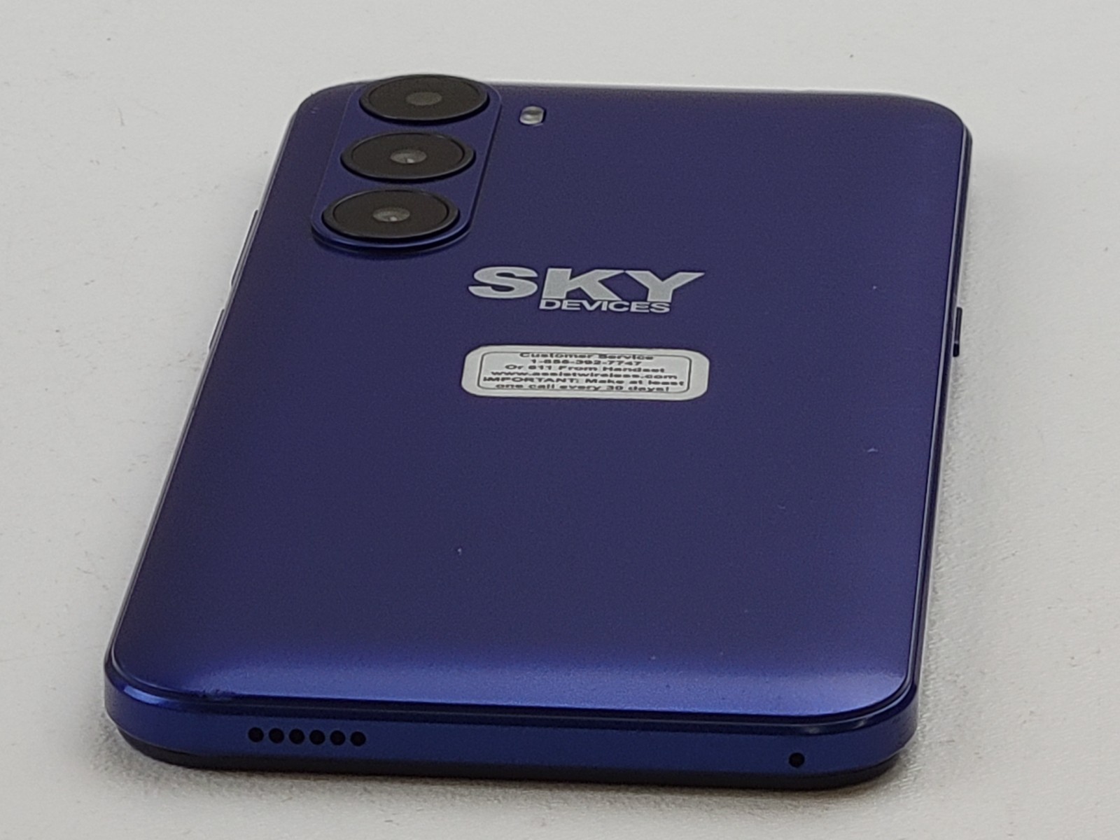 SKY Devices Elite 6Max – 32GB – Blue (GSM Unlocked) Dual SIM Smartphone – H6807