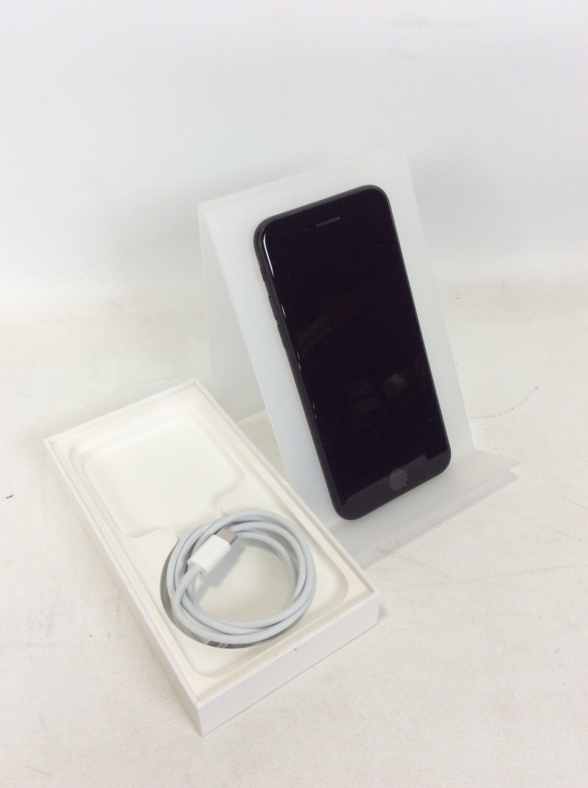 Apple iPhone SE 2nd gen 64GB A2275 LTE 4.7-in Retina HD A13 12MP/7MP Open Box