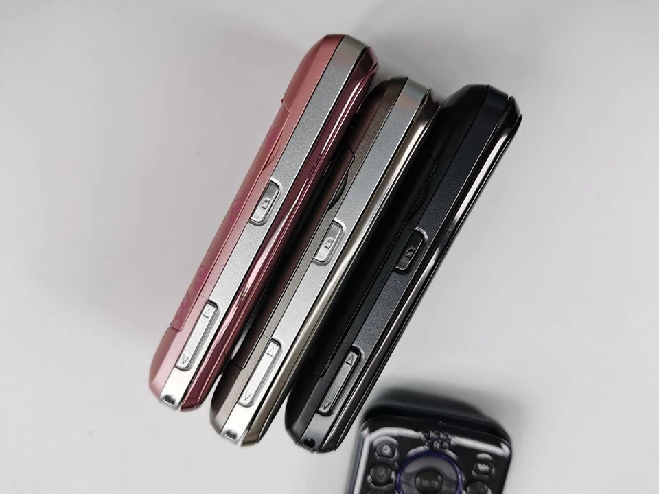 Sony Ericsson W395 2G GSM 850 / 900 / 1800 / 1900 Unlocked mobile Cellphone