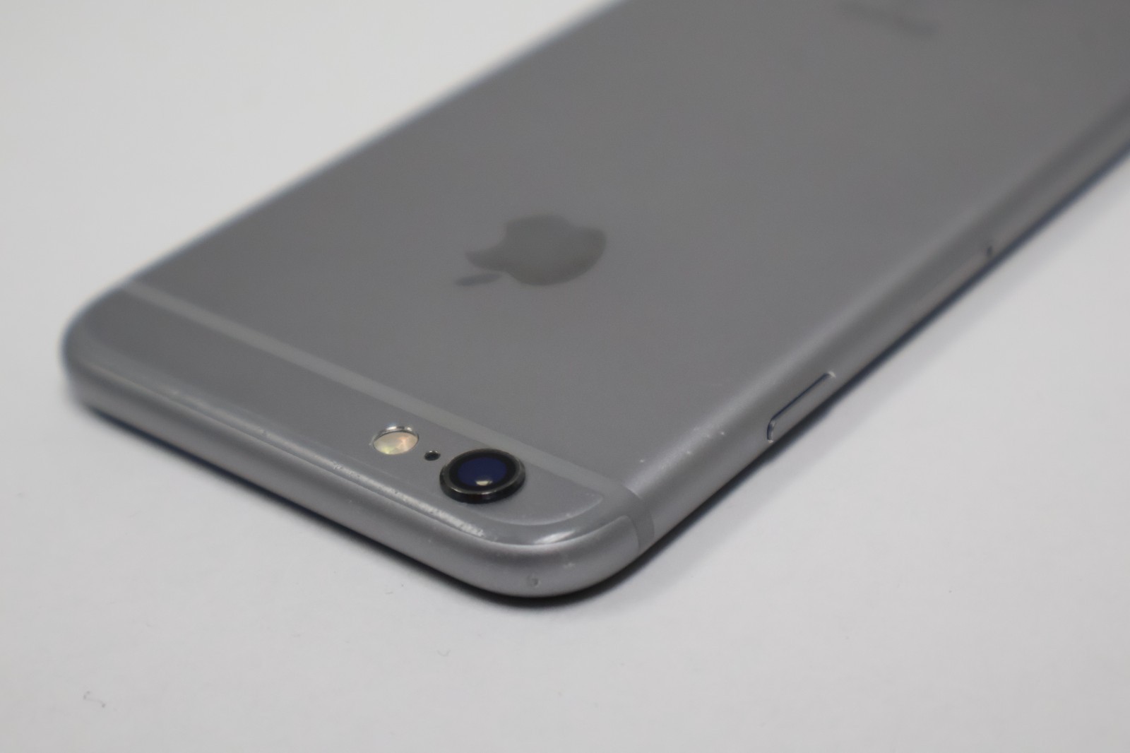 Unlocked iPhone 6s 32GB – Gray – MN0W2 – Working, Used, No Accessories A1688