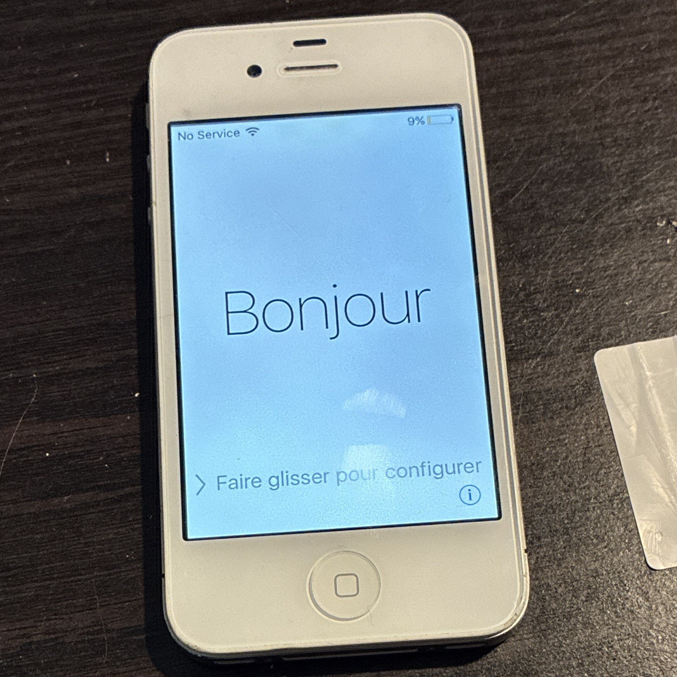Apple iPhone 4s 8GB White iOS 3.5in 8MP Wi-Fi Bar – Bonjour Setup