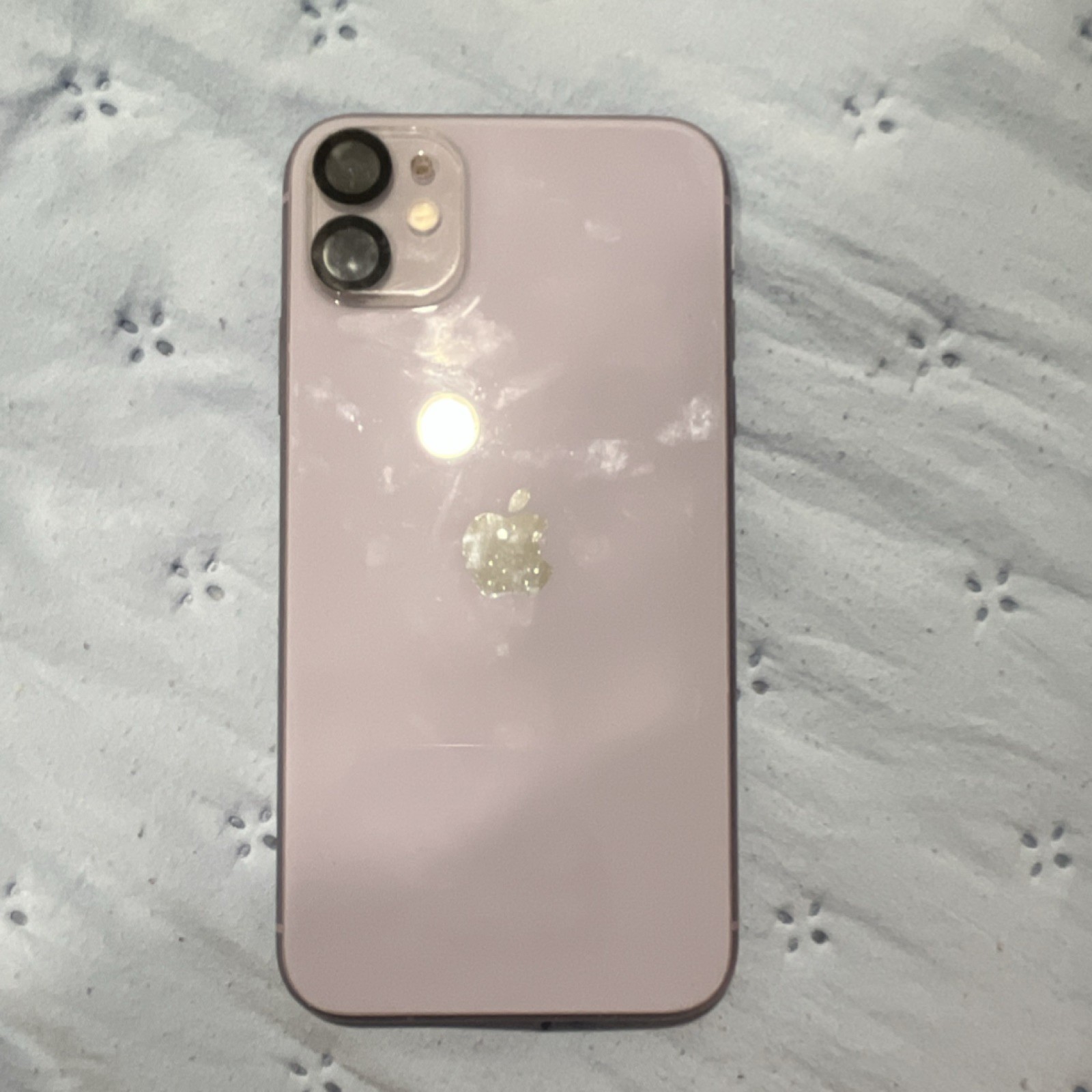 Apple Purple Bar Smartphone Lightning Connectivity Dual Rear Cameras