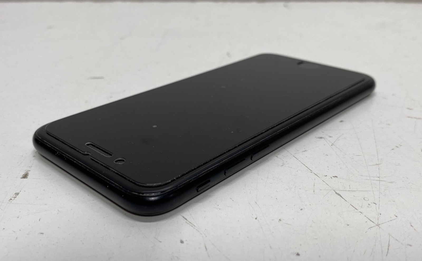 Apple iPhone SE (A2275) 64GB – Version 26.4.2 (AT&T)