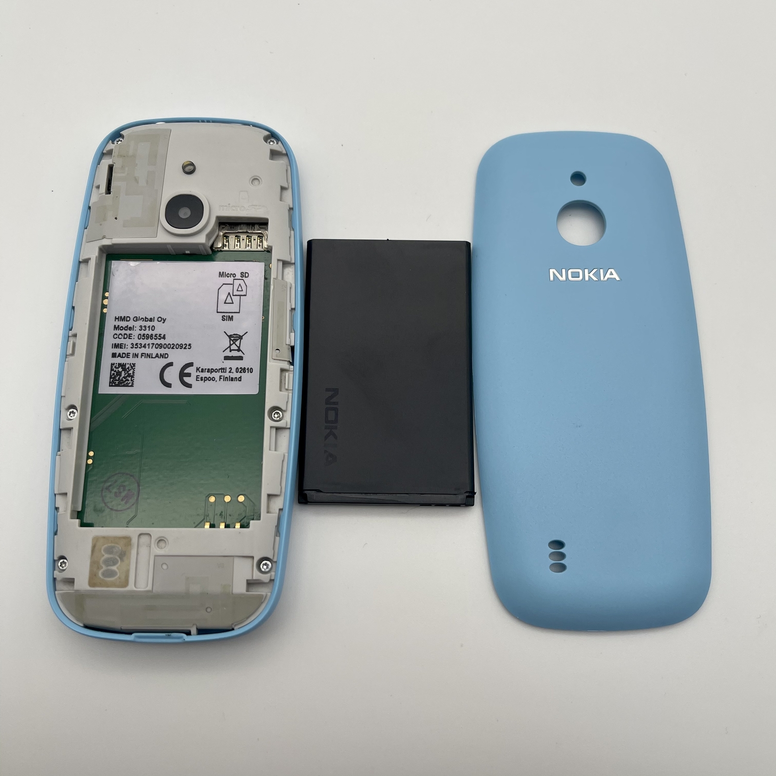 Original Unlocked Nokia 3310 4G LTE 512MB Rom 256MB RAM Phone 2.4″