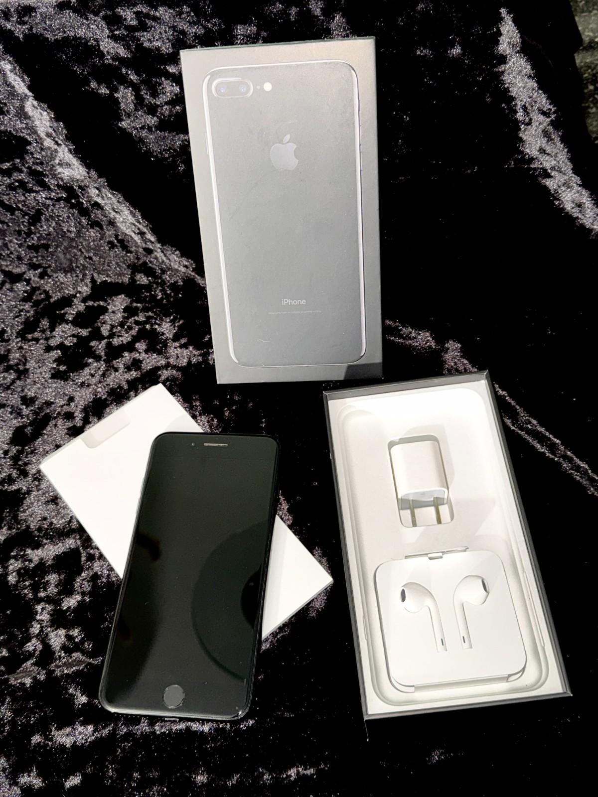 iPhone 7 Plus – A1784 – Wi-Fi + Cellular LTE – VGC – Includes Box