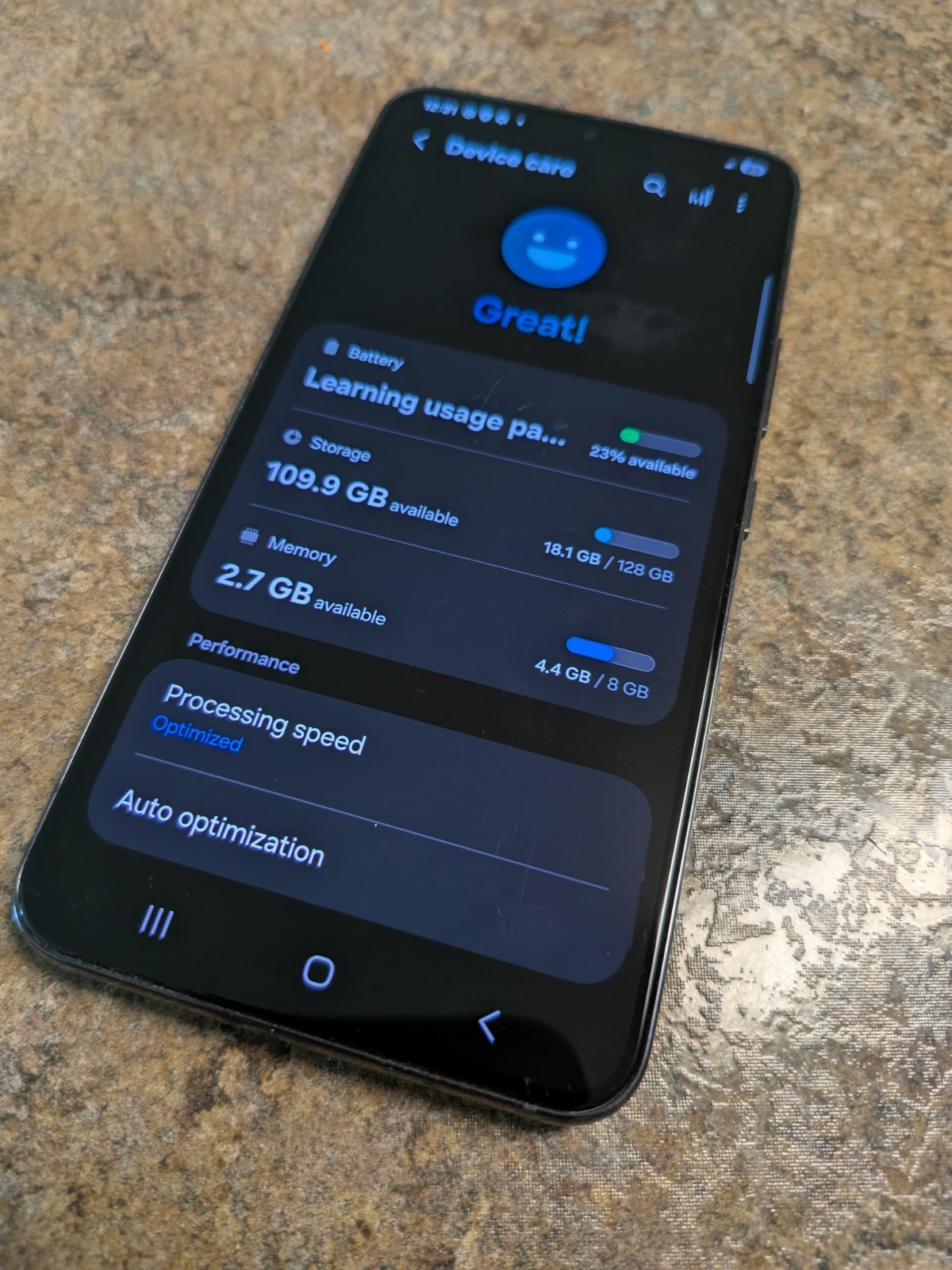 Samsung Galaxy S22 – 128 GB – Phantom Black (Unlocked)
