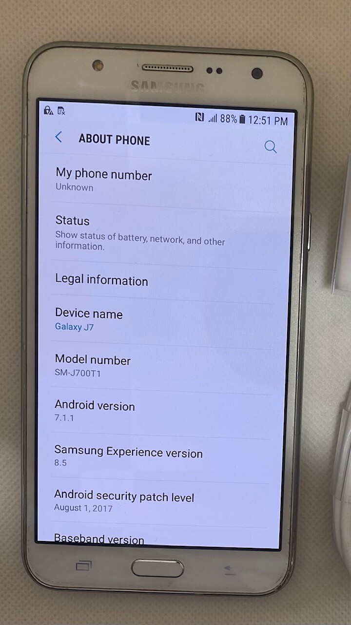 Samsung Galaxy J7 (2016) SM-J700T1 MetroPCS Only 16GB White -Used