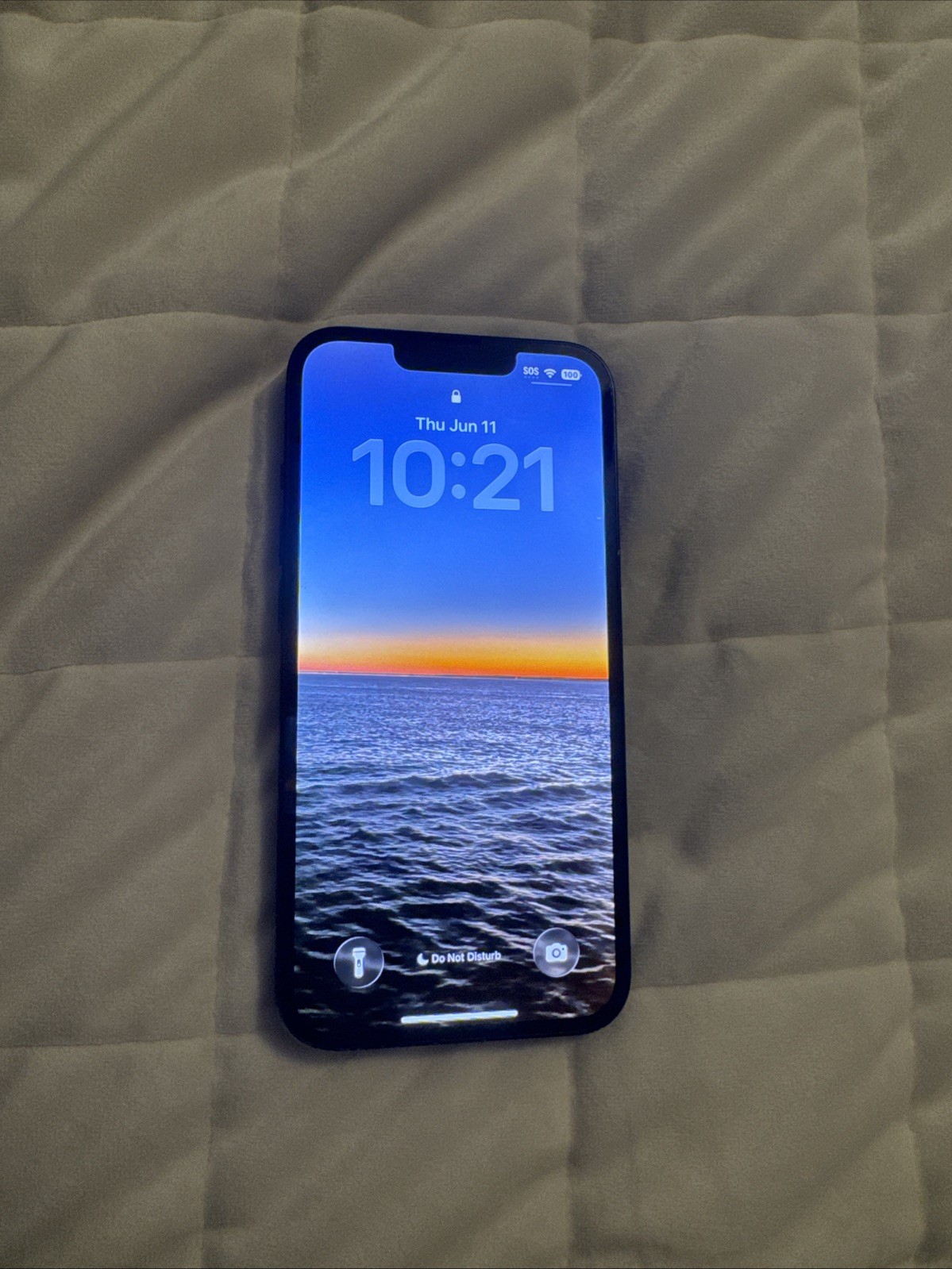 iPhone 13 T-MOBILE LOCK USED 100% BATTERY HEALTH GOOD CONDITION