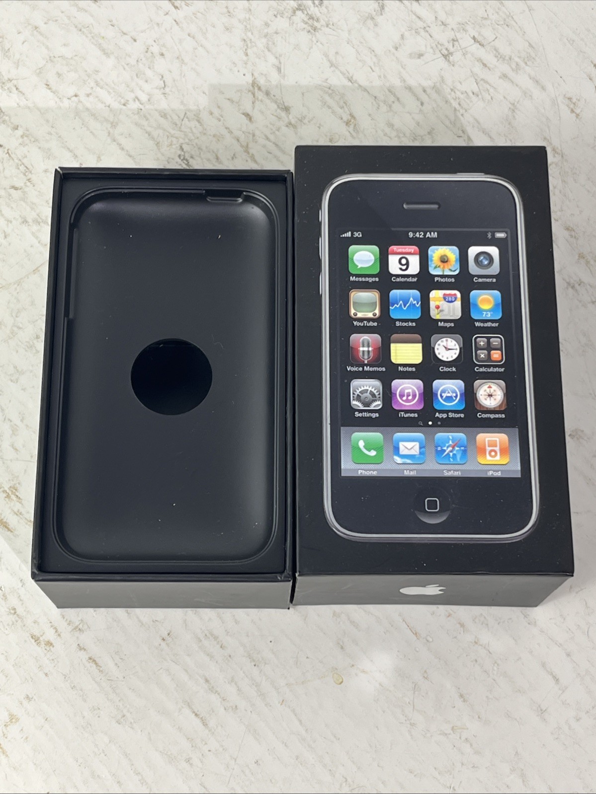 Apple iPhone 3GS 32GB Original Box W/ 16GB Iphone A1303 Parts Repair