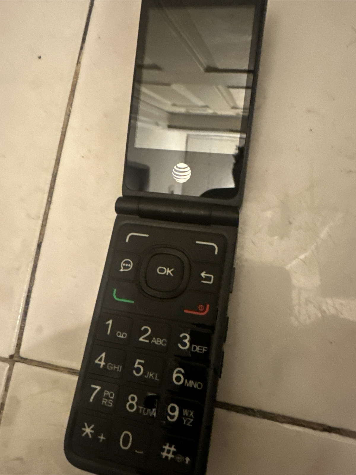 Alcatel Flip 2 4044O – 4GB – Dark Gray (Unlocked) Flip Phone AT&T T-mobile Nice