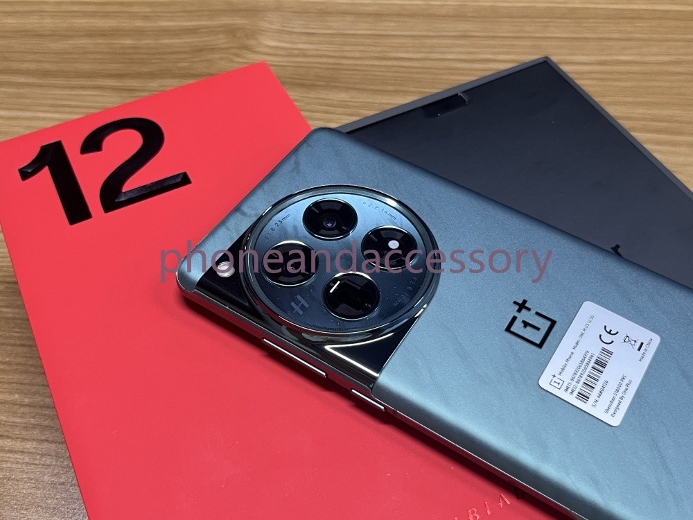 Unlocked OnePlus 12 5G 512GB/1TB 6.82” DualSIM Android14 IP65 Googleplay Phone