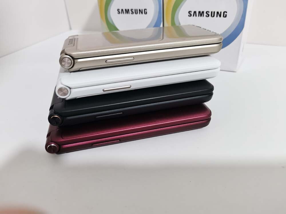 Samsung Galaxy Folder SM-G1600 Dual Sim 16GB Android 8.0 MP Smartphone Unlocked