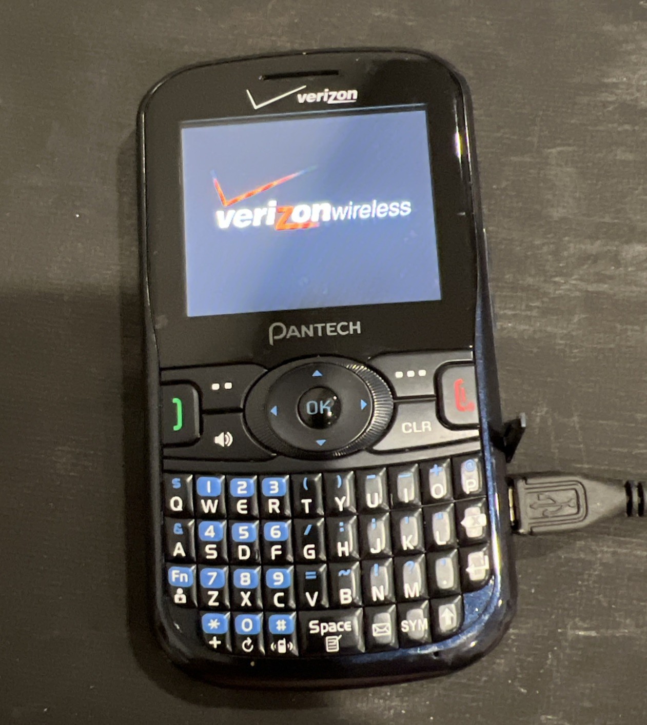 Pantech Caper – Dark Blue (Verizon) Cellular Phone – Working – No Battery
