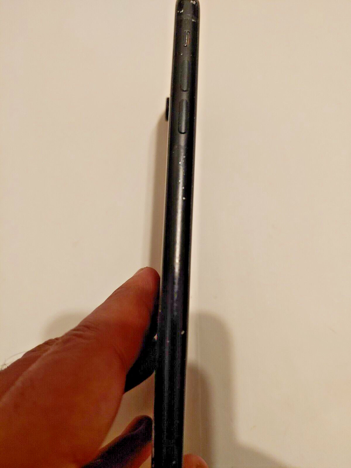 Cracked Back Apple iPhone XR 64GB Black A1984 (CDMA + GSM) Factory UNLOCKED