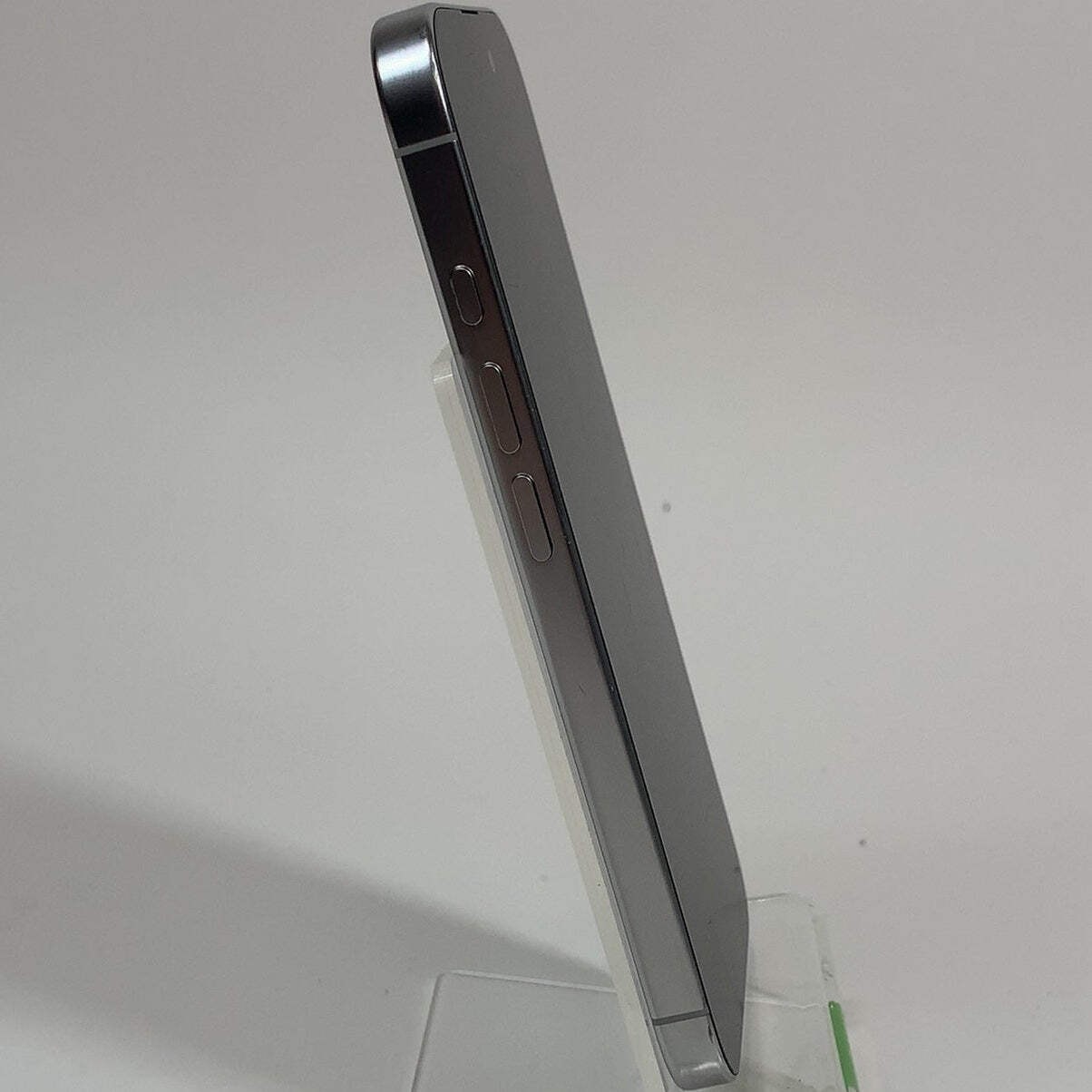 Unlocked Apple iPhone 16 Pro 1TB 26.5 White MYMR3LL/A