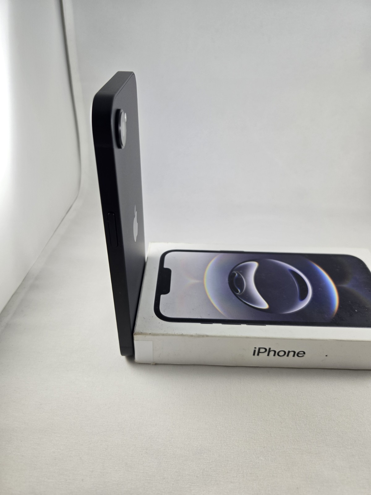 iPhone 16e 128gb Black Boost Mobile