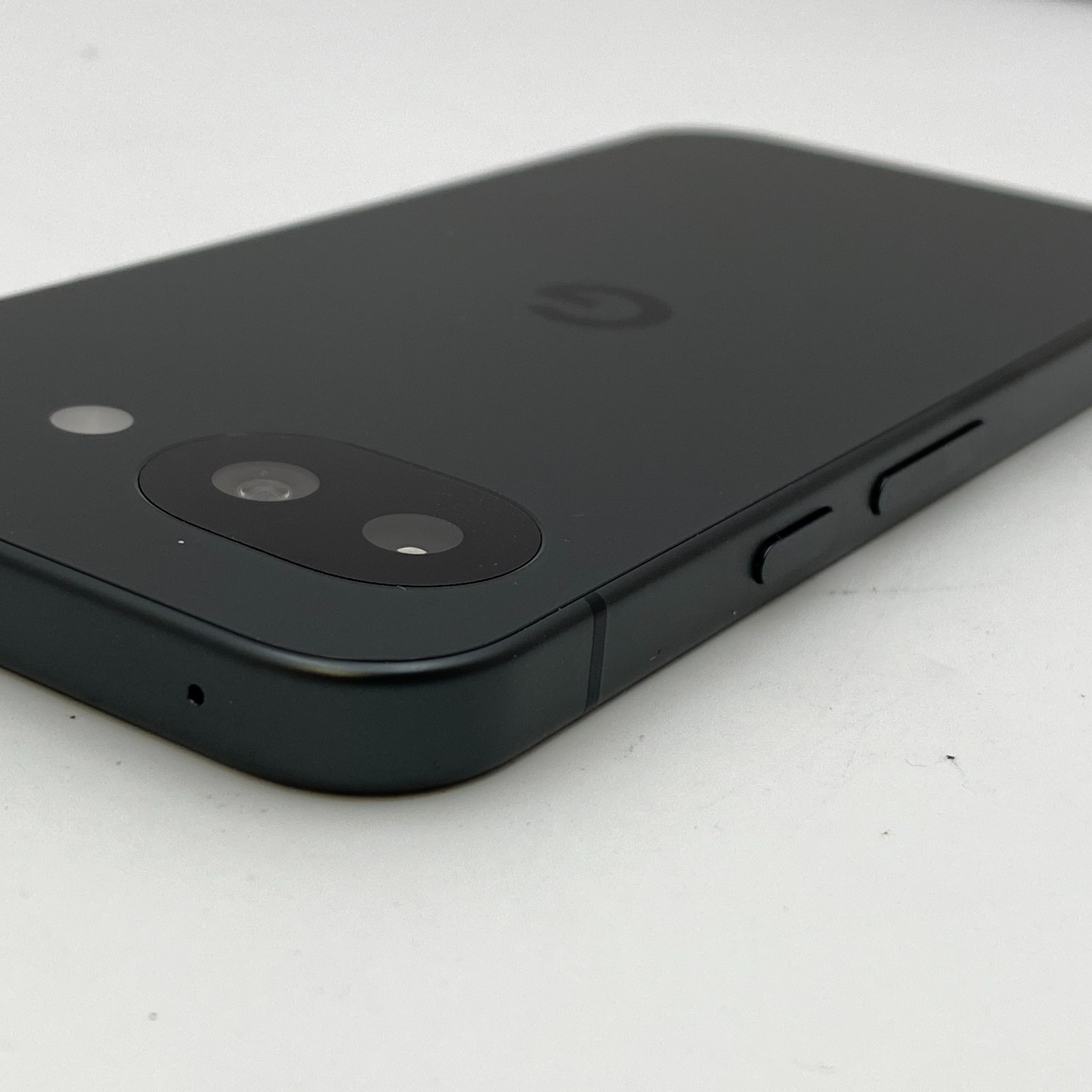 Google Pixel 10a – 128GB – Obsidian (Boost) – FOR PARTS