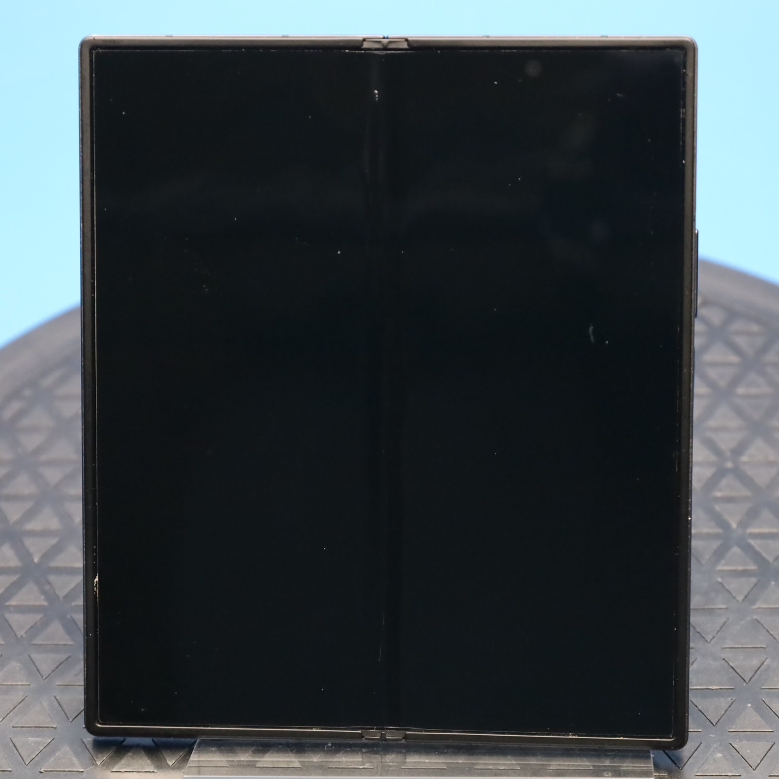 Samsung Galaxy Z Fold6 – 256GB – Crafted Black (Unlocked)