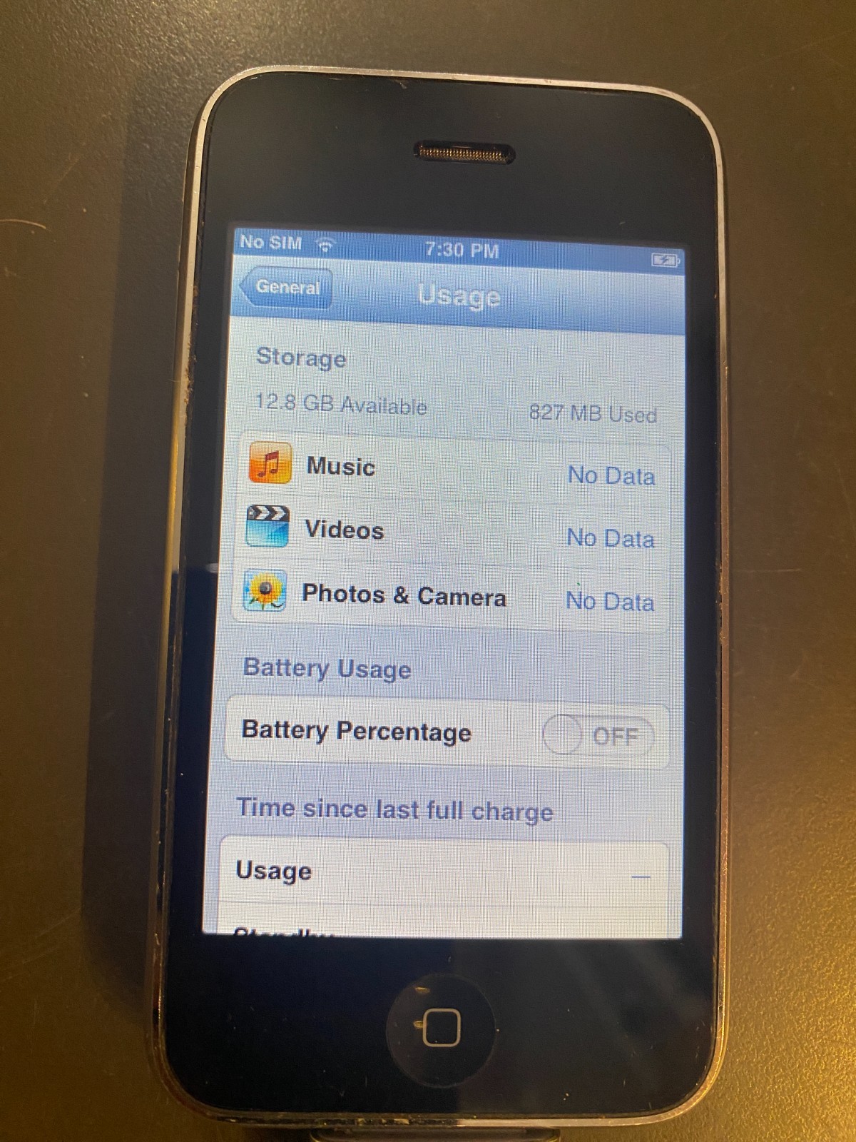 2 OEM Apple iPhone 3GS 16GB+ 32GB Black White w/box works Collectible