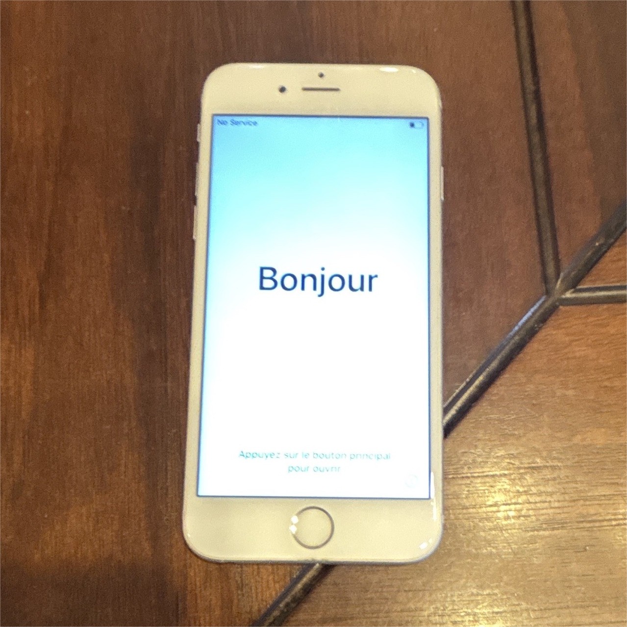 Apple iPhone 6s Unlocked Silver 64GB iOS 4.7in 12MP Used Smartphone