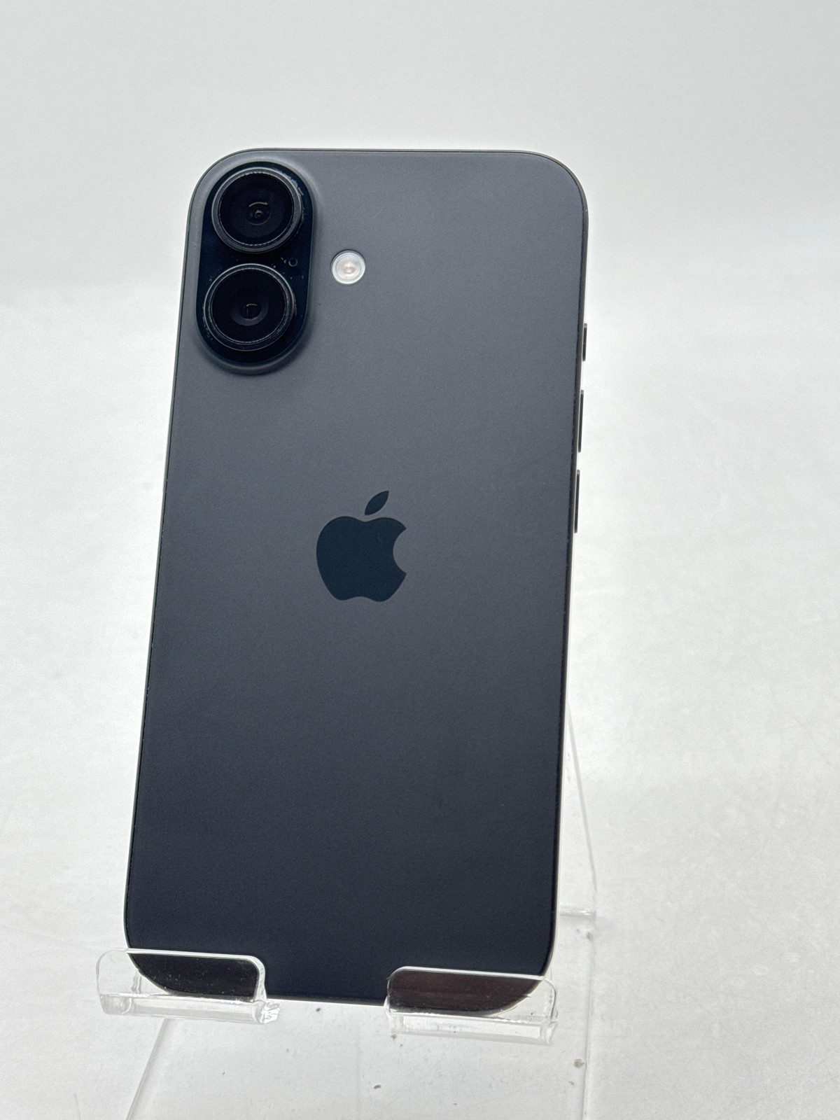 AT&T Apple iPhone 16 A3081 128GB Black – Remotely Managed