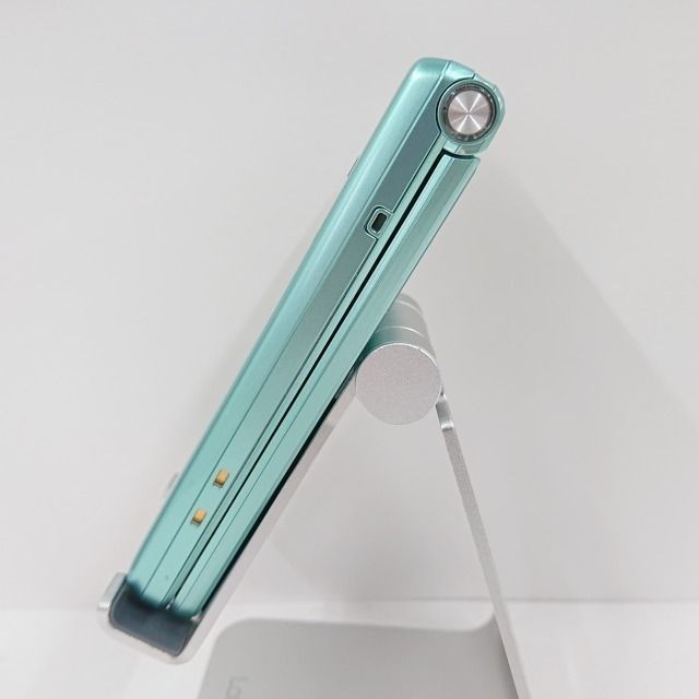SHARP AQUOS KEITAI 2 601SH Green SoftBank 4G Android Flip Phone Unlocked Used